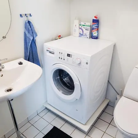 Three-bedroom Holiday In Højby